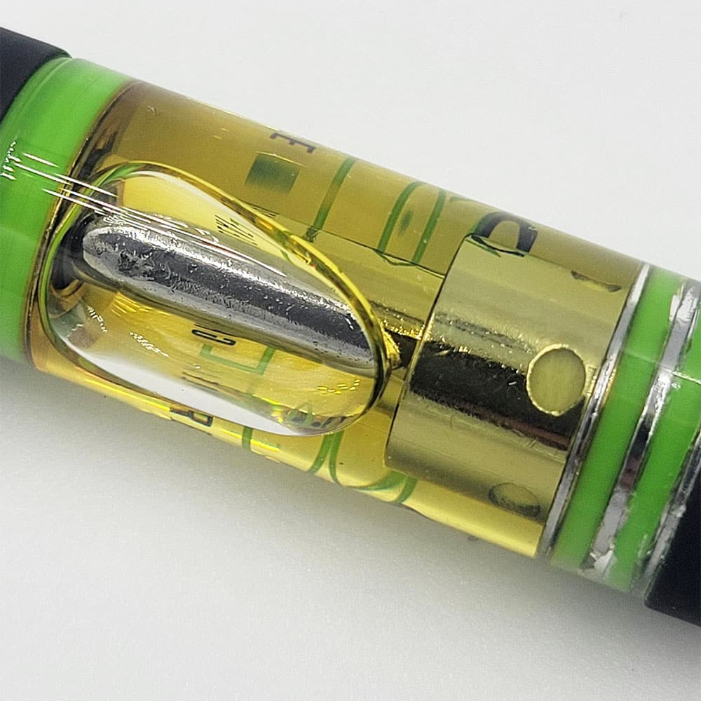 Green Leaf Extracts Vape Cartridge From Chronic Store 